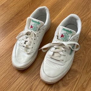 Reebok Classic Sneakers!
